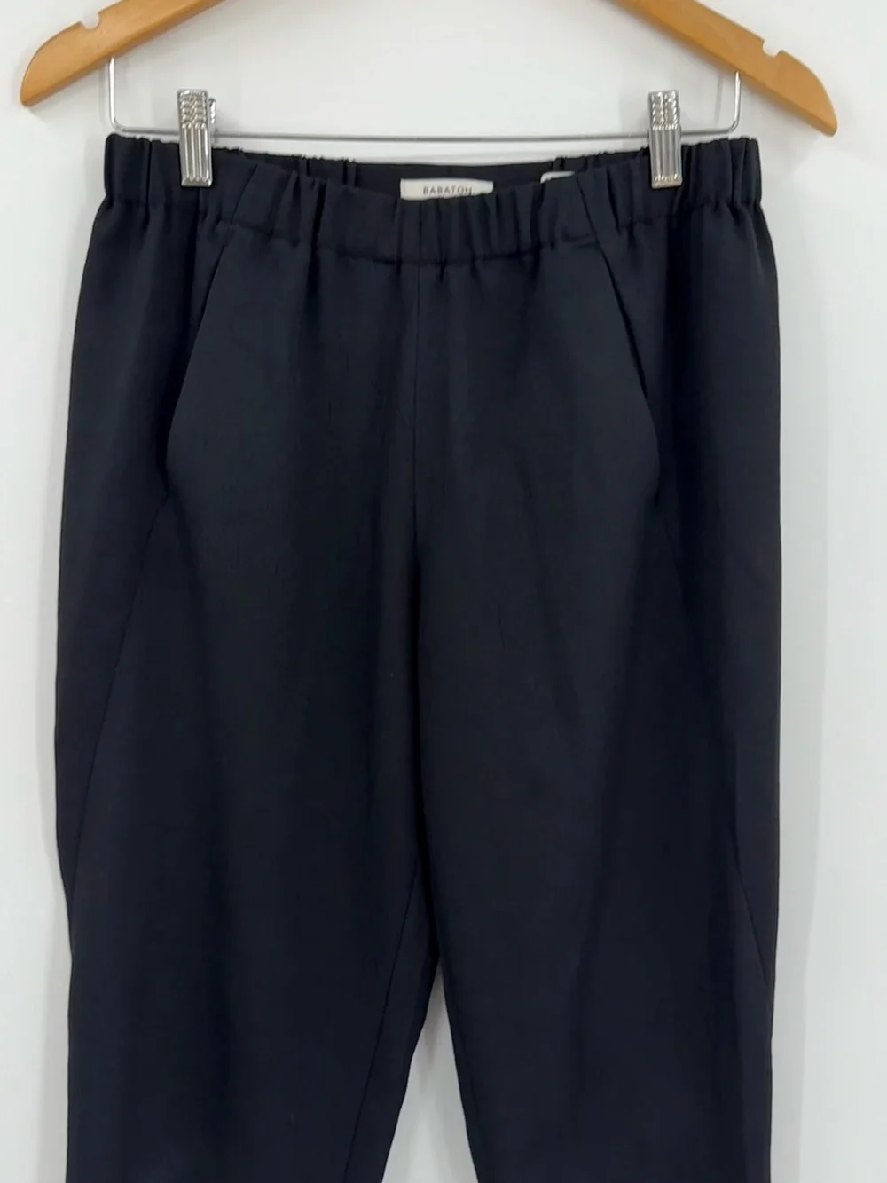 Aritzia Babaton Cohen Tapered Pull On Trouser | Black | Small
